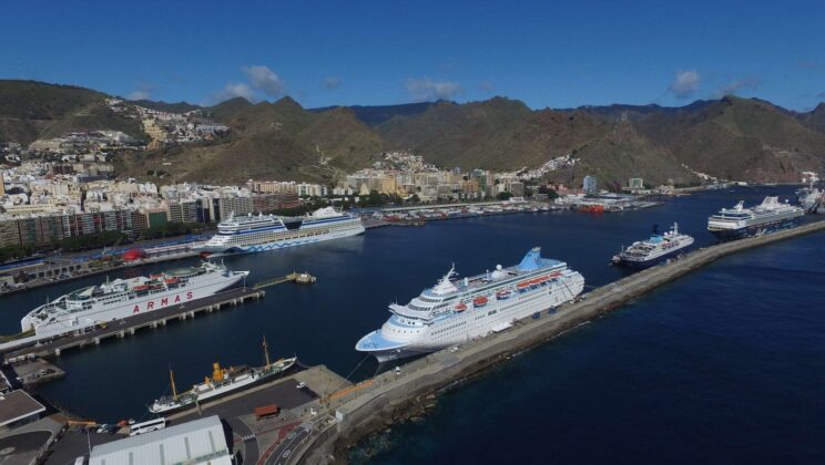 El buque gasista ‘GTA FPSO’ incluye a Tenerife en el mundo de la reparación naval
