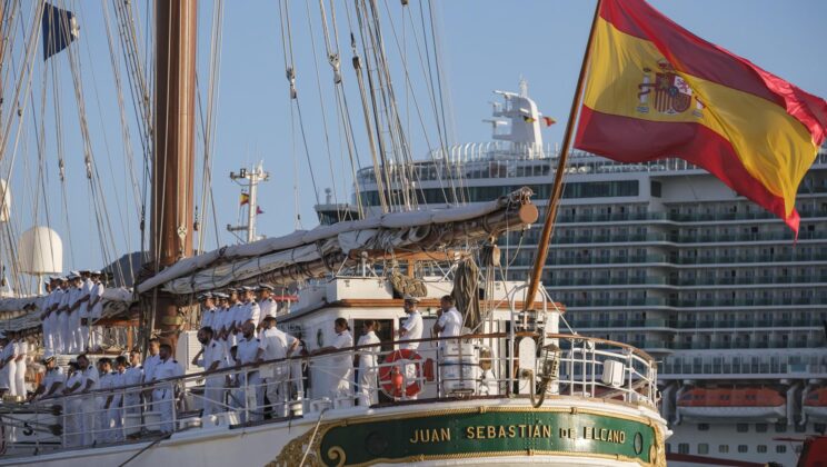 El icónico buque escuela Juan Sebastián de Elcano realiza una escala en el Puerto de Las Palmas