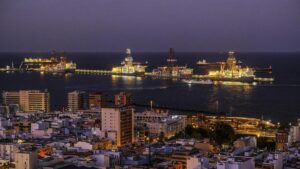 El sector naval aumenta un 45% sus contrataciones en tres años
