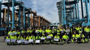 Un 95% de seguimiento del paro en los puertos españoles por el peligro de fuga del tráfico marítimo fuera de la UE