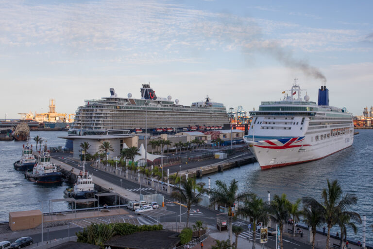 Puertos de Las Palmas, líderes en número cruceristas con casi 700.000 en el primer trimestre