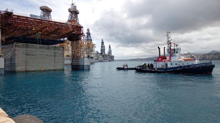 Puertos de Las Palmas celebra la fabricación del primer cajón para la prolongación del muelle Nelson Mandela