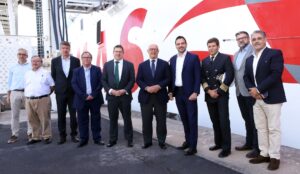 Puertos de Tenerife y Armas Trasmediterránea reducen la emisión de ruido y dióxido de carbono a la atmósfera