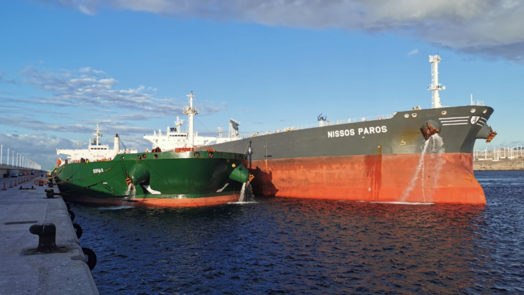 Puerto de Granadilla: realizada con éxito la primera operativa de trasvase de combustible barco a barco