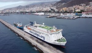 ‘Global Mercy’, el buque hospital más grande del mundo, atraca en Santa Cruz de Tenerife