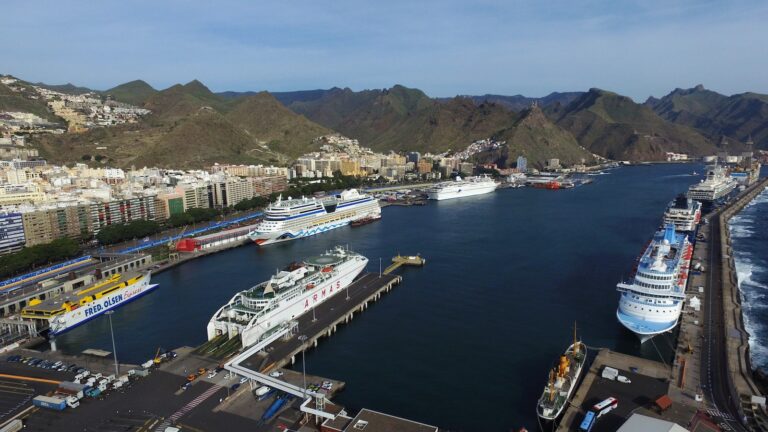 Puertos de Tenerife luchará contra los ruidos que produzcan sus instalaciones por el bienestar de los vecinos