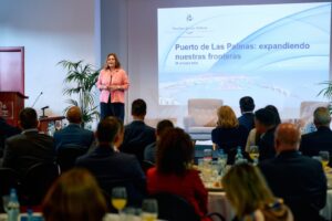 Beatriz Calzada: “El Puerto de Las Palmas es una oportunidad de negocio para las empresas que miren a África”