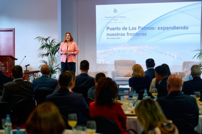 Beatriz Calzada: “El Puerto de Las Palmas es una oportunidad de negocio para las empresas que miren a África”