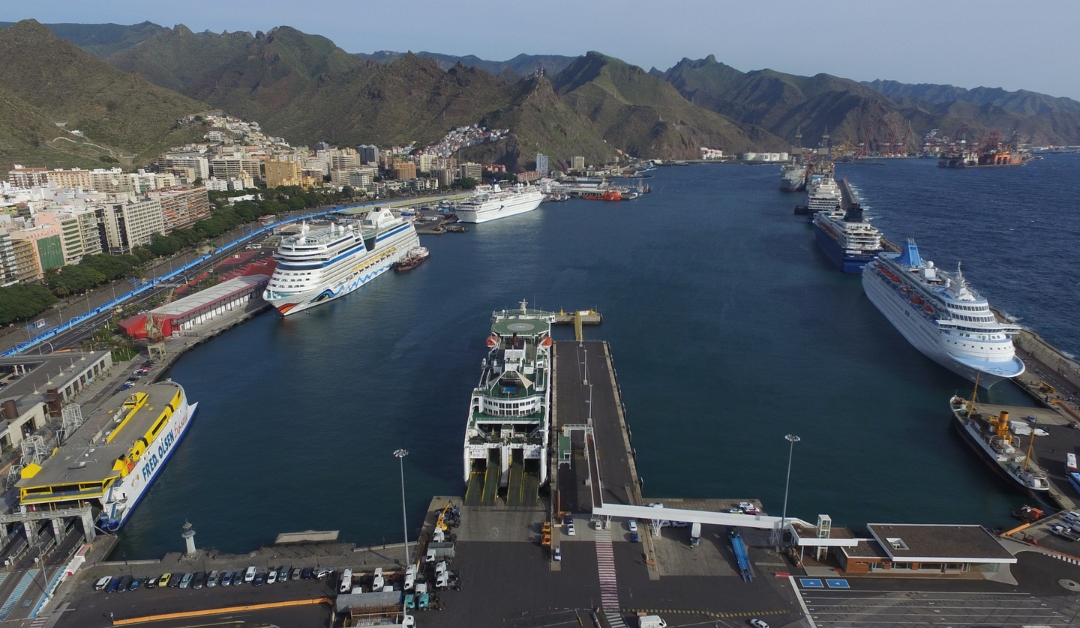 La plataforma Why Tenerife? llega a Génova para posicionarse en uno de los puertos más importantes de Europa