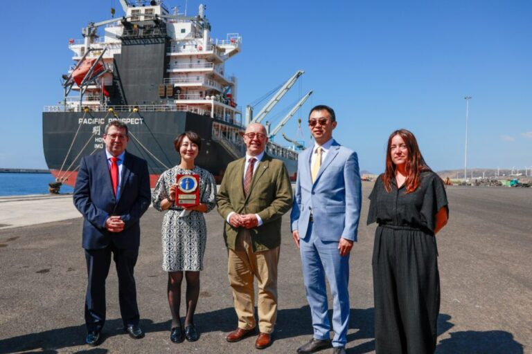 El Puerto de Granadilla se consolida como plataforma logística clave para el sector eólico internacional