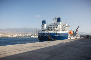 El puerto de Granadilla acoge al buque Cable Enterprise para el tendido del cable submarino entre Tenerife y La Gomera