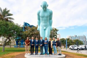 El Puerto de Las Palmas y Corea refuerzan su amistad con la inauguración del ‘Greetingman’, símbolo mundial de paz