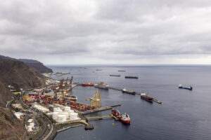 Puertos de Tenerife reúne al sector marítimo internacional para analizar el futuro del suministro de combustibles