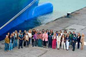 La Autoridad Portuaria de Las Palmas pone rostro en el 8M al trabajo femenino que sostiene la actividad portuaria