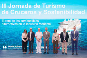 El sector marítimo debate en la Autoridad Portuaria de Santa Cruz de Tenerife el futuro de la transición energética y los combustibles alternativos