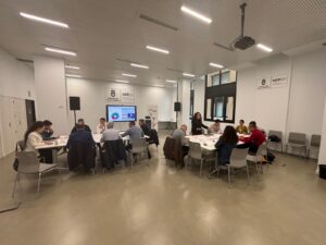 El Clúster Marítimo de Canarias reúne al sector para analizar la innovación en tecnología offshore flotante