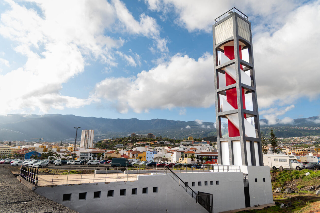 Puertos de Tenerife incorpora inteligencia artificial predictiva al control de sus faros